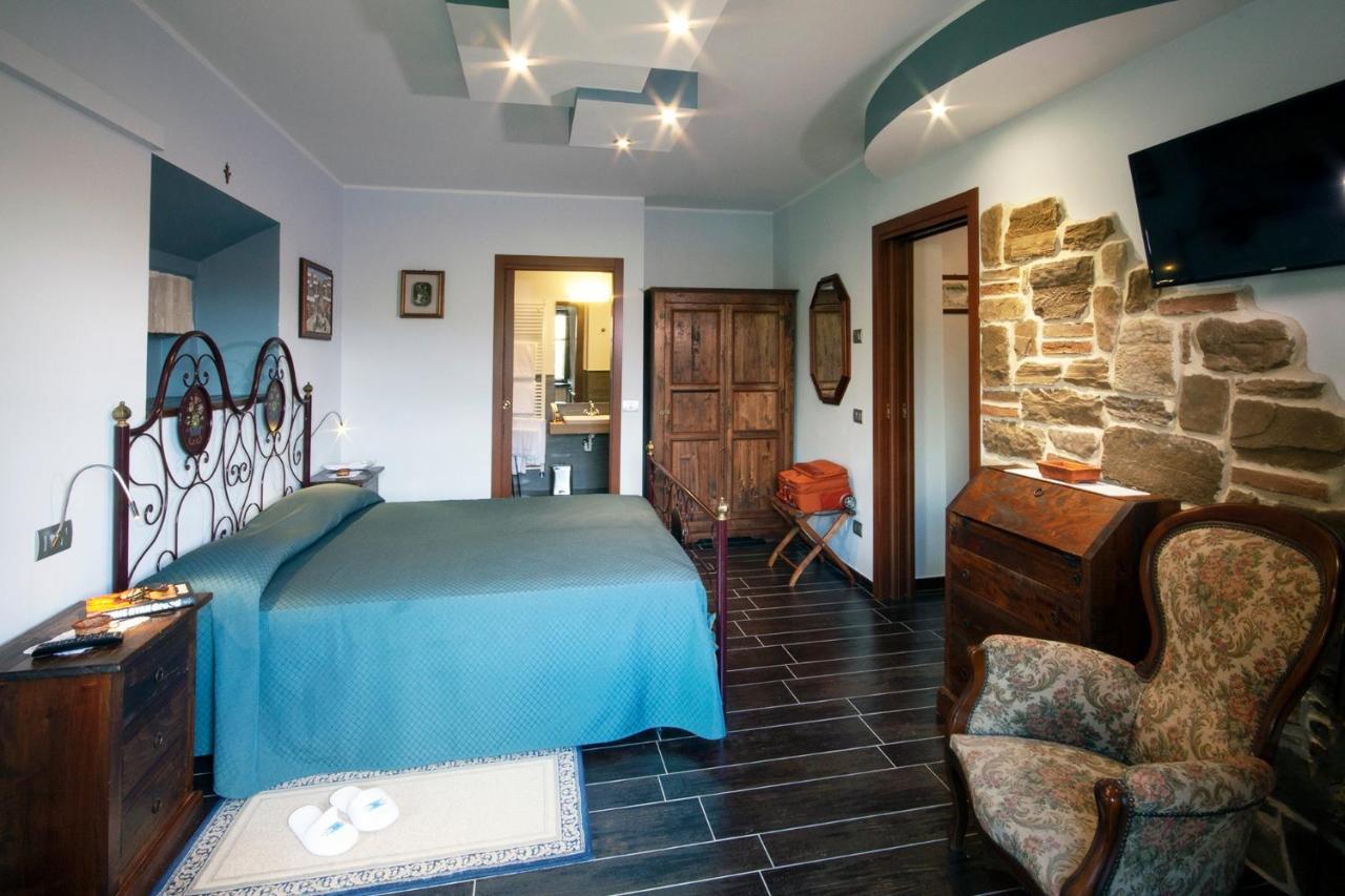 Santa Maria Degli Ancillotti Guest House Petrignano Luaran gambar